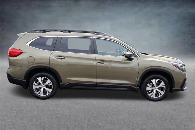 Certified 2025 Subaru Ascent Premium AWD/4WD image 2