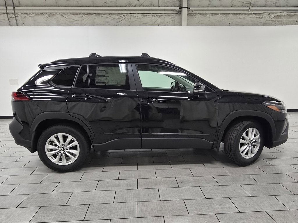 New 2026 Toyota Corolla Cross LE image 16