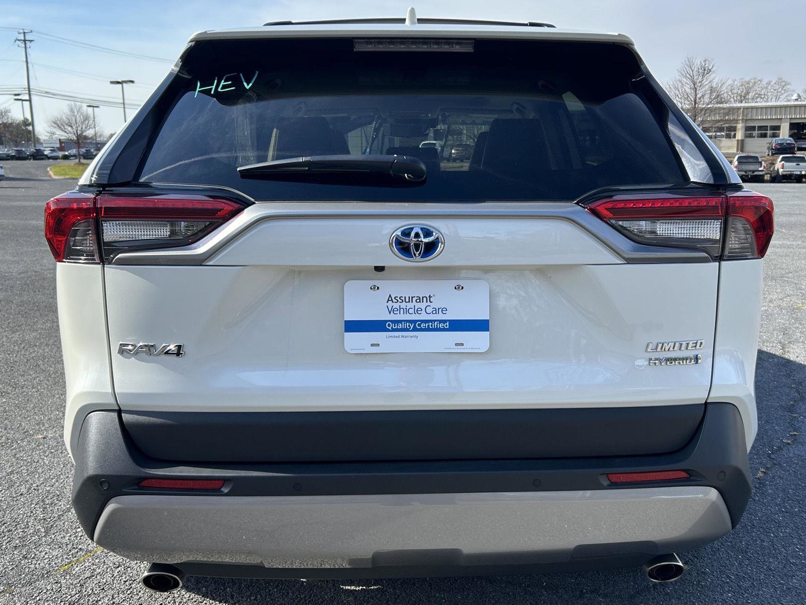 Used 2022 Toyota RAV4 Limited image 5