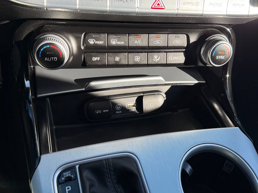 Used 2018 Kia Stinger GT image 28