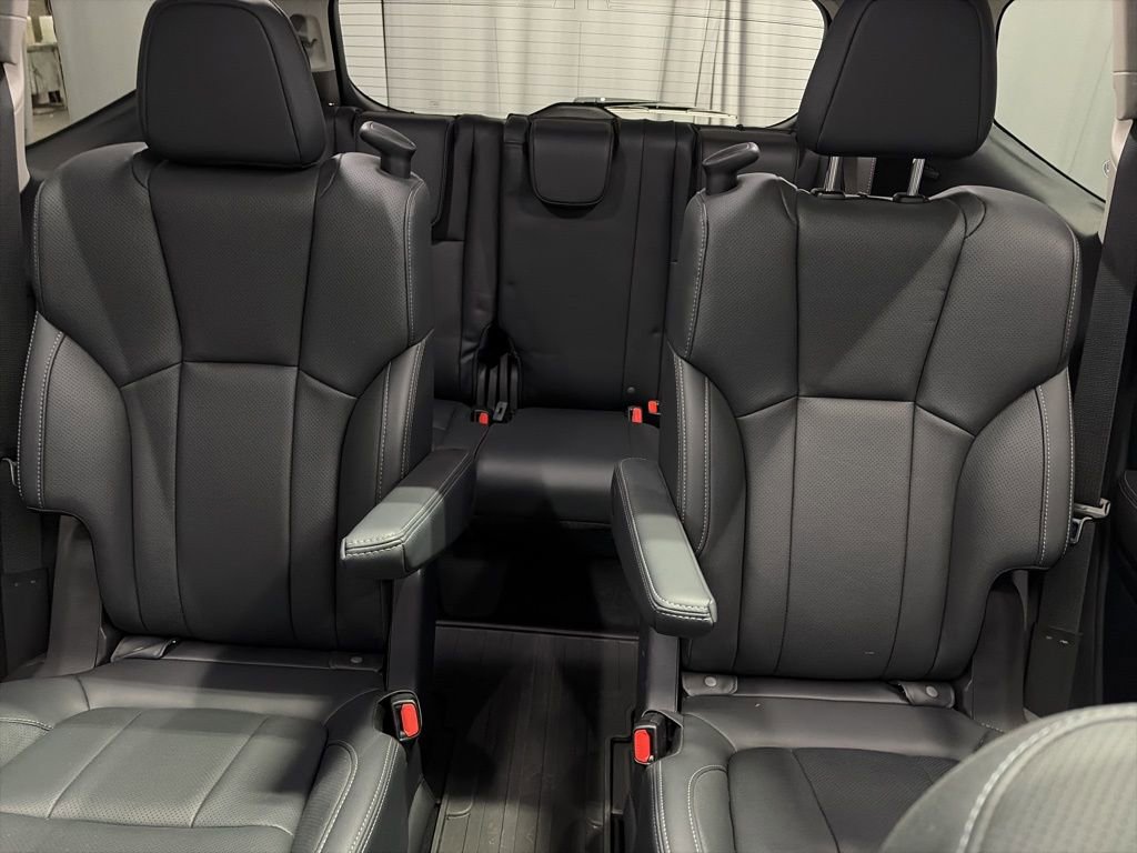 Certified 2024 Subaru Ascent Touring w/ Popular Package #2 AWD/4WD image 17