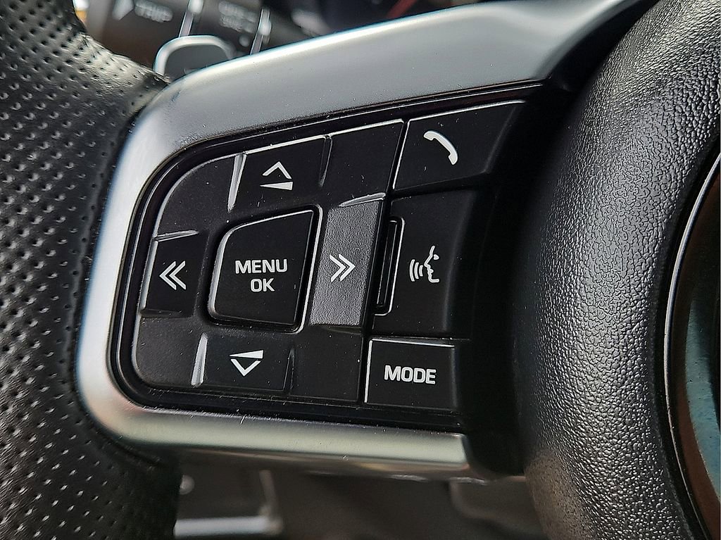 Used 2021 Jaguar F-TYPE R image 21