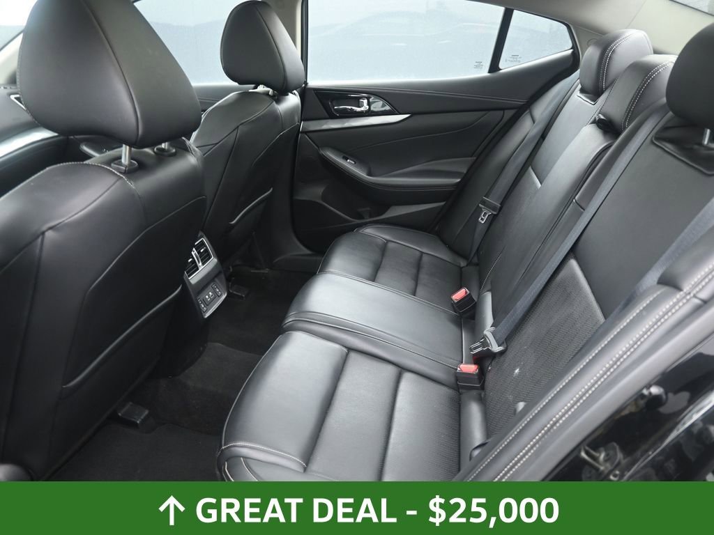 Used 2023 Nissan Maxima SL image 20