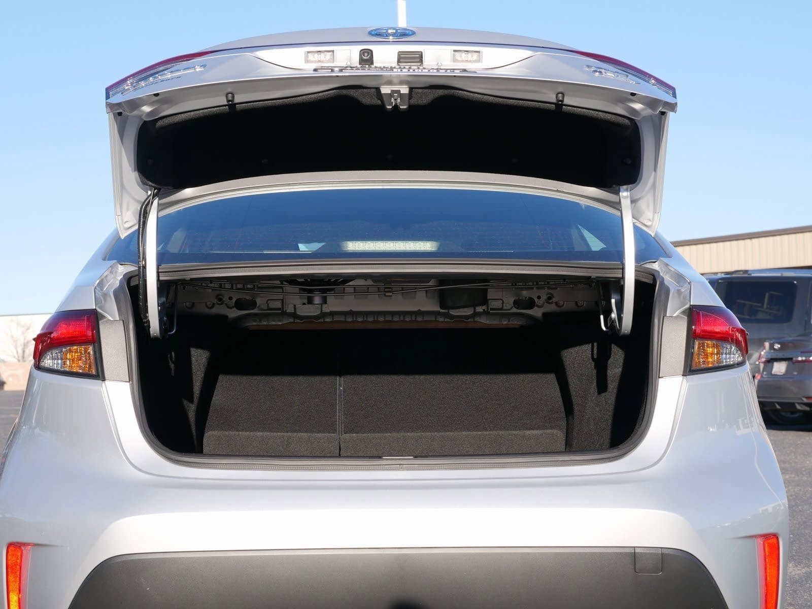 Used 2025 Toyota Corolla XLE image 15