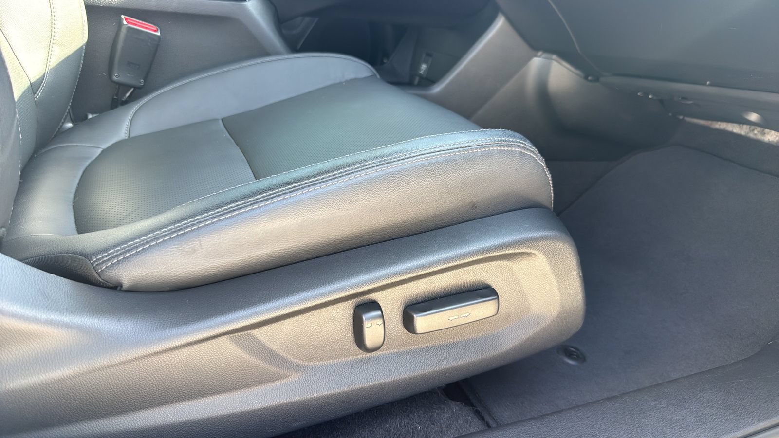 Used 2018 Honda Clarity Touring image 23