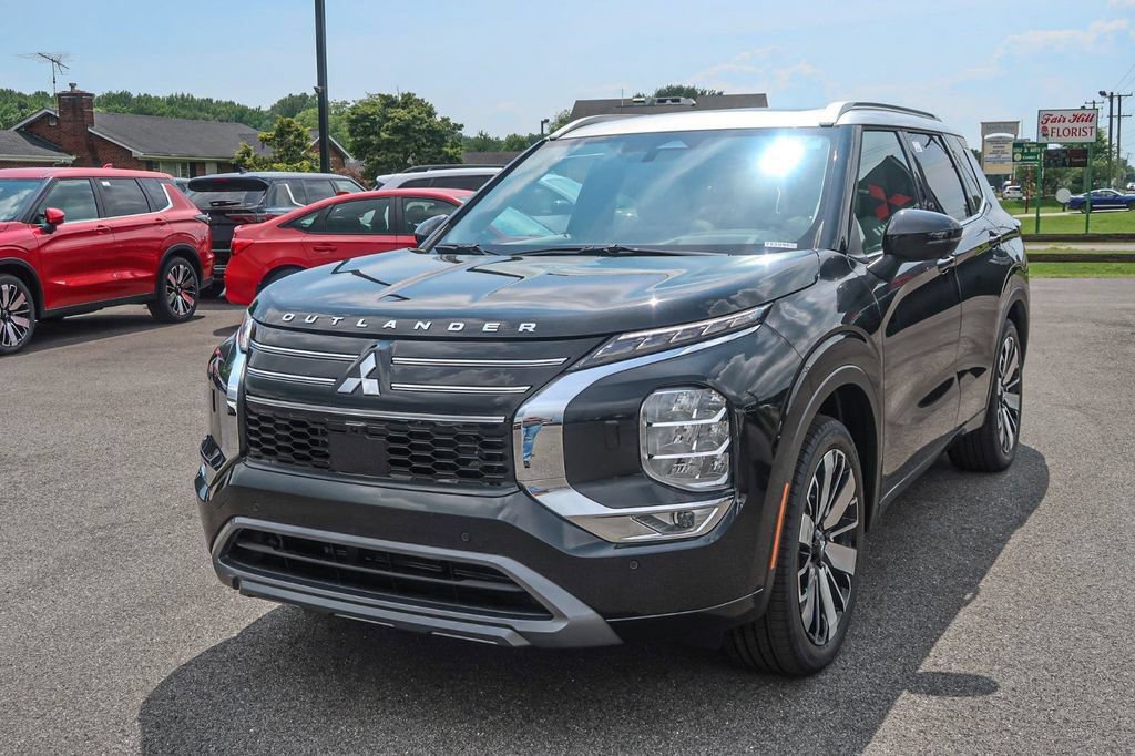 New 2025 Mitsubishi Outlander AWD image 4