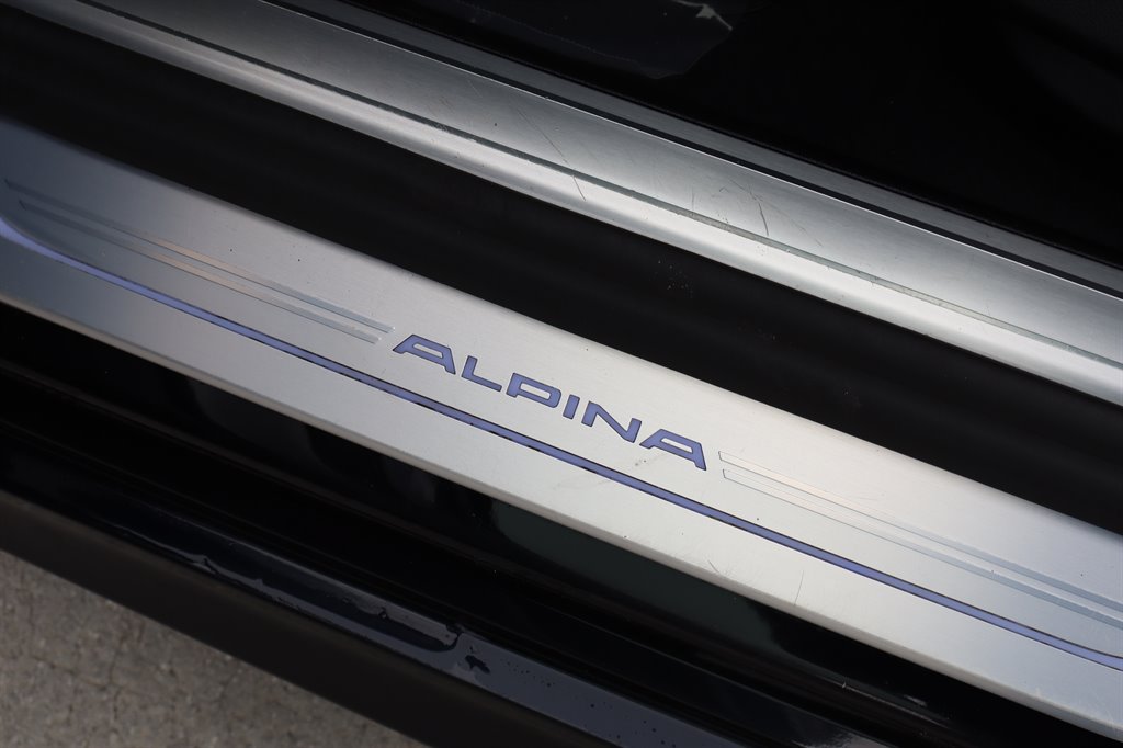 Used 2018 BMW 750i xDrive AWD/4WD image 44