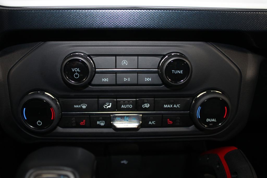 Used 2023 Ford Bronco Heritage Edition AWD/4WD image 39