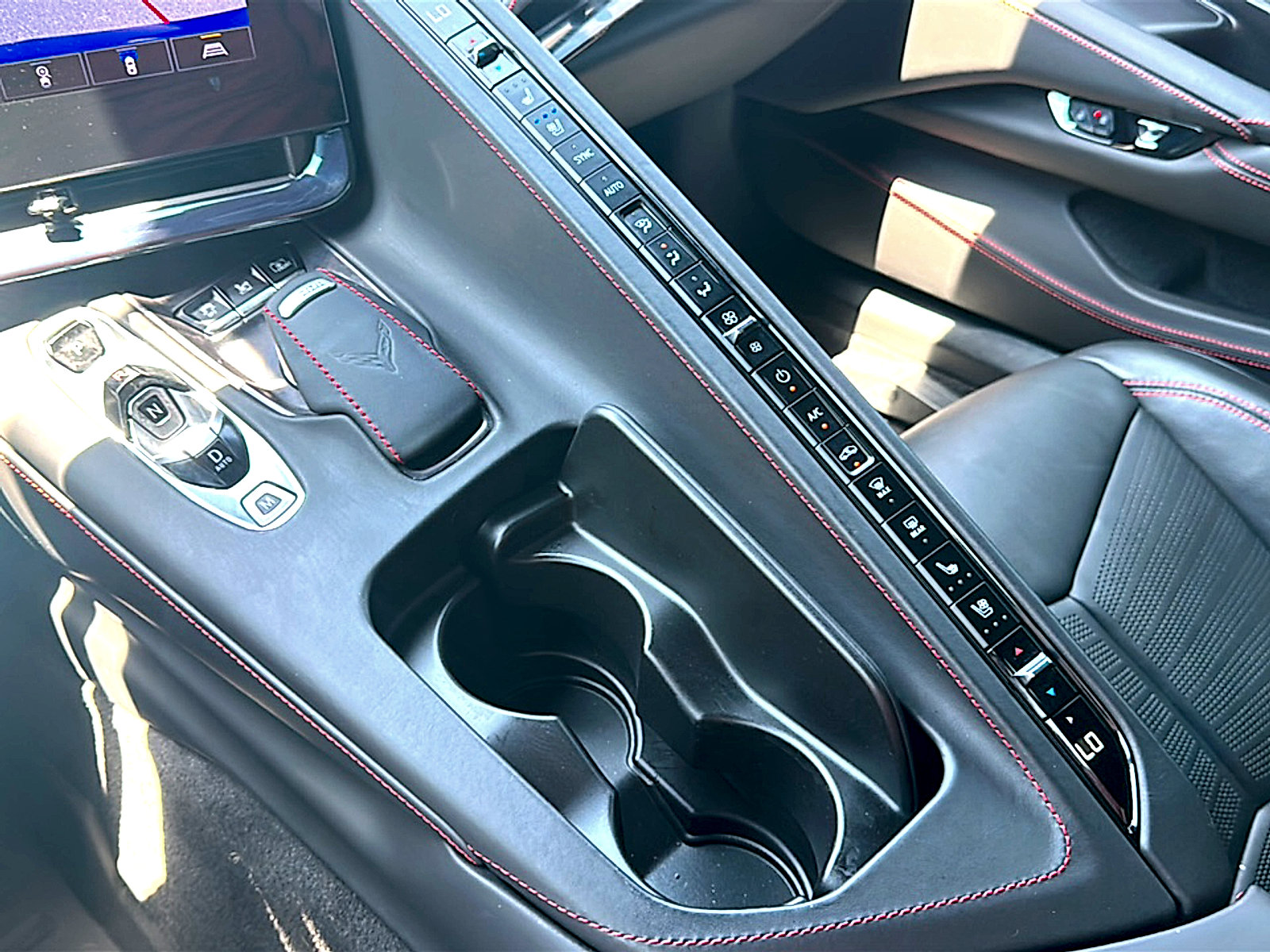 Used 2023 Chevrolet Corvette Stingray Premium Cpe w/ Z51 Performance Package RWD image 30