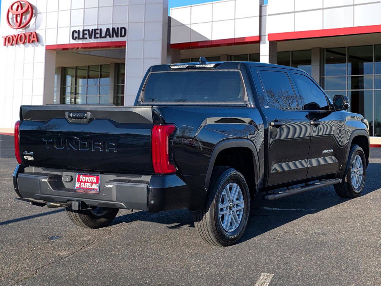 Used 2023 Toyota Tundra SR5 w/ SR5 Convenience Package image 7