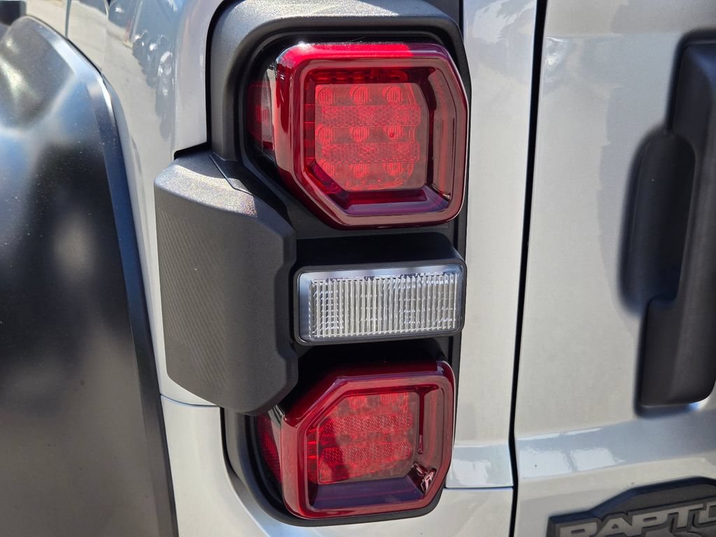 Used 2023 Ford Bronco Raptor AWD/4WD image 10
