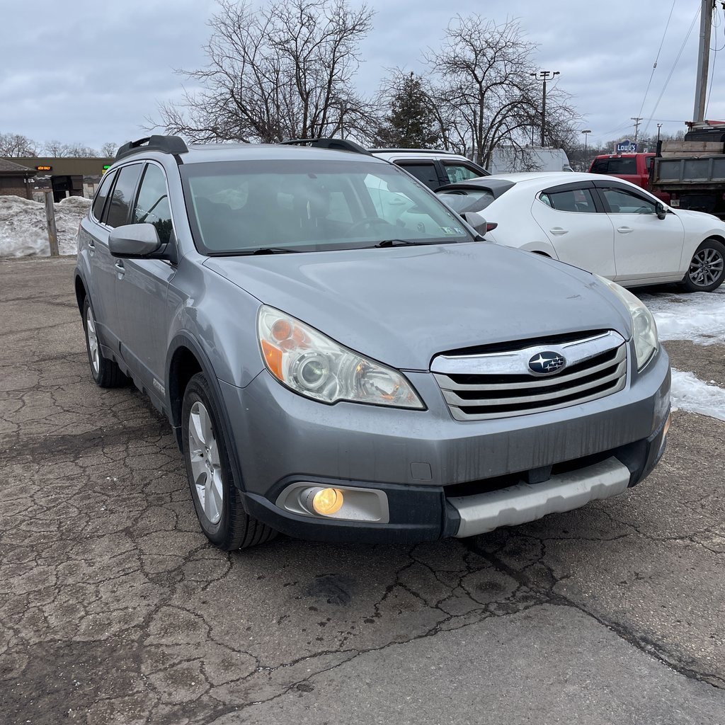 Used 2011 Subaru Outback 2.5i Limited image 7