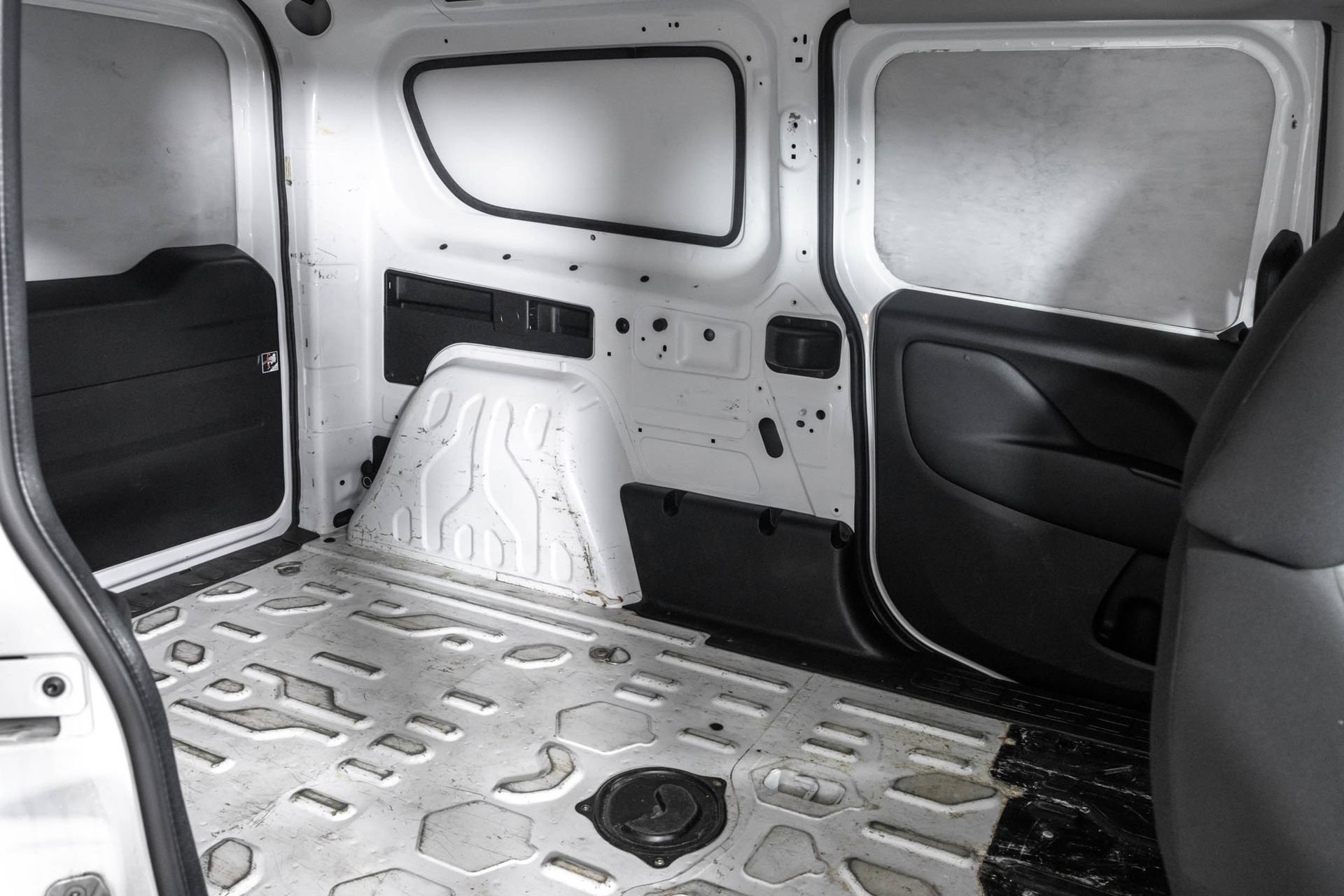 Used 2022 RAM ProMaster City Tradesman FWD image 36