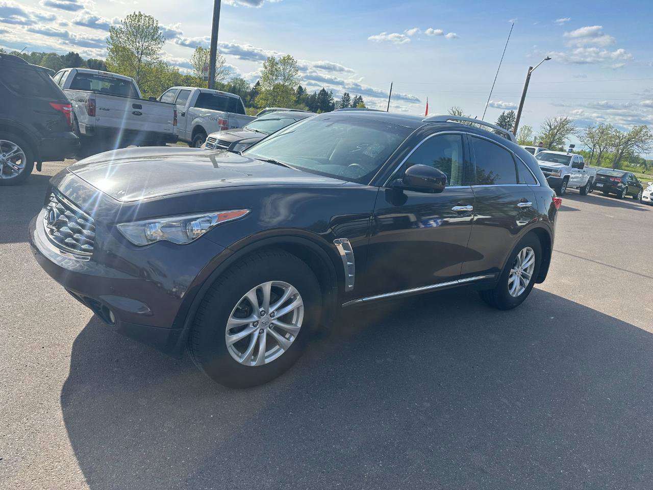 Used 2011 INFINITI FX35 AWD w/ Premium Pkg image 6