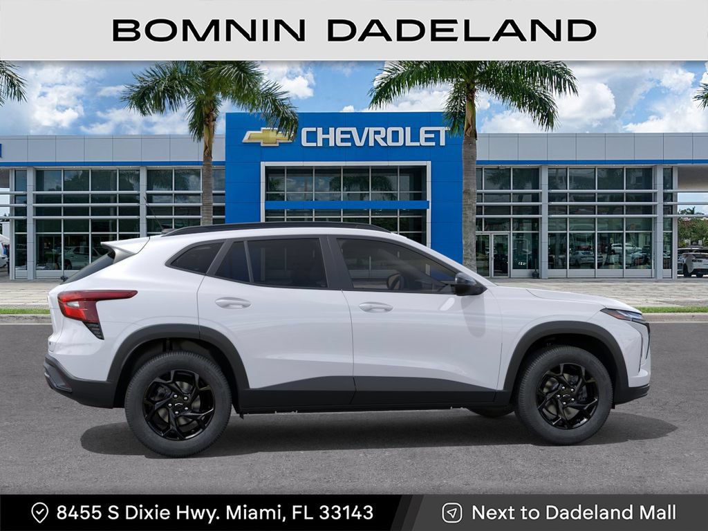 New 2026 Chevrolet Trax LT w/ Midnight Edition FWD image 7