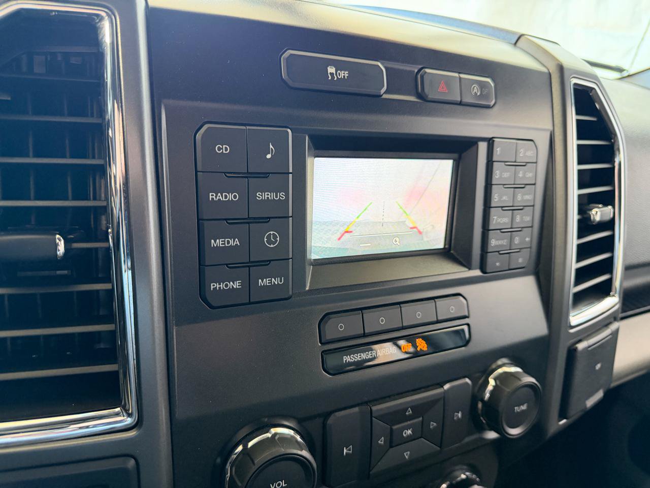 Used 2016 Ford F150 XLT AWD/4WD image 33