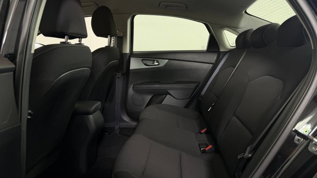 Used 2021 Kia Forte Sedan FWD image 25