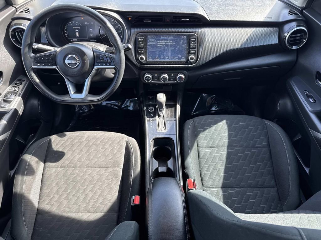 Certified 2024 Nissan Kicks SV image 15
