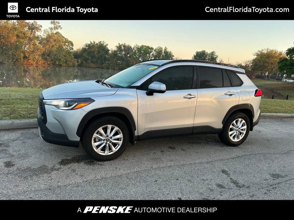 Used 2024 Toyota Corolla Cross LE