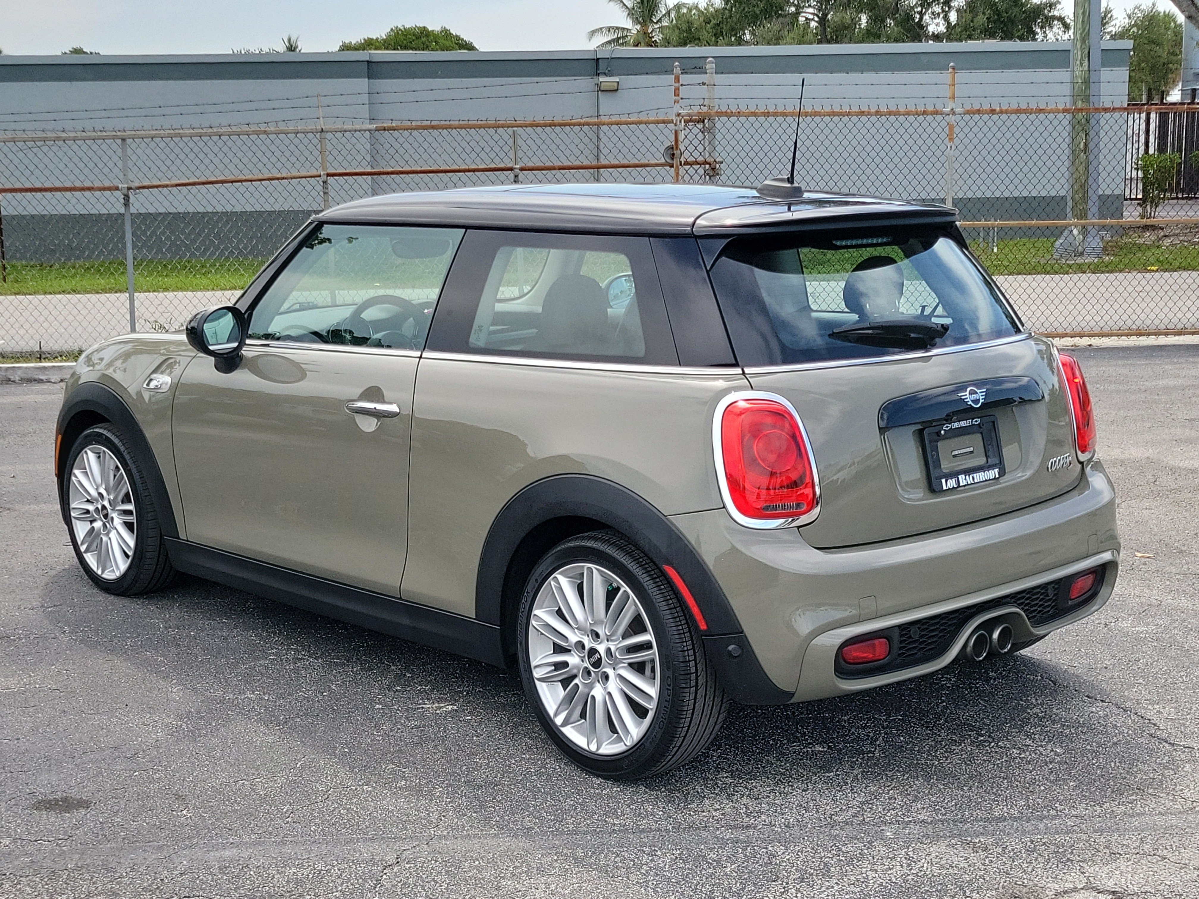 Used 2019 MINI Cooper S w/ Signature Upholstery Package FWD image 5