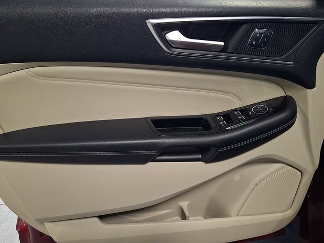 Used 2016 Ford Edge Titanium w/ Canadian Touring Package FWD image 11