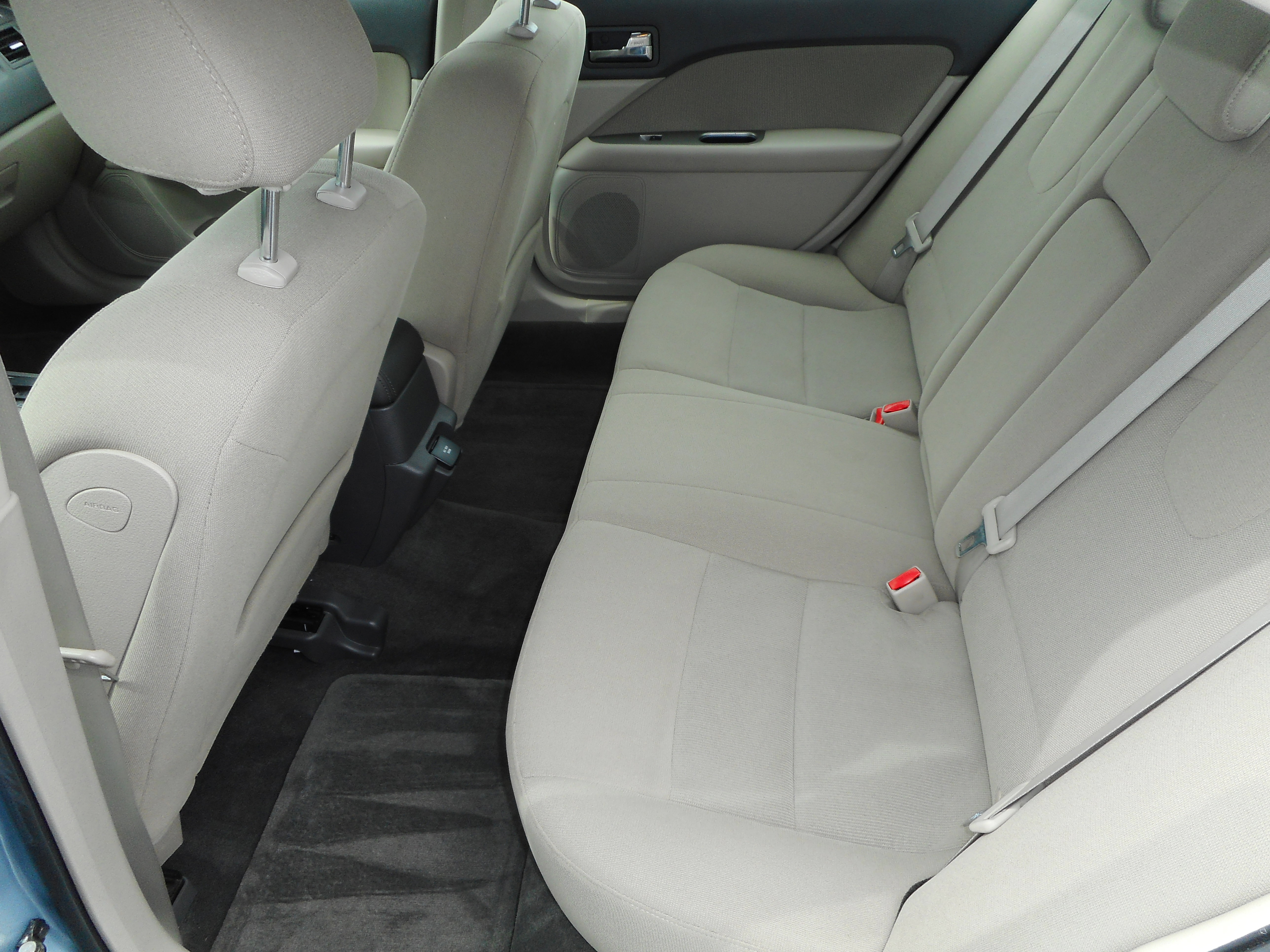 Used 2010 Ford Fusion Hybrid image 17