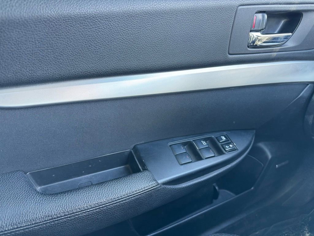 Used 2010 Subaru Legacy 2.5GT w/ Appearance Package 1F image 28