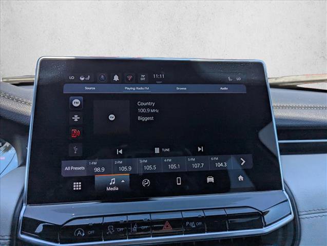 Used 2025 Jeep Compass Limited AWD/4WD image 17