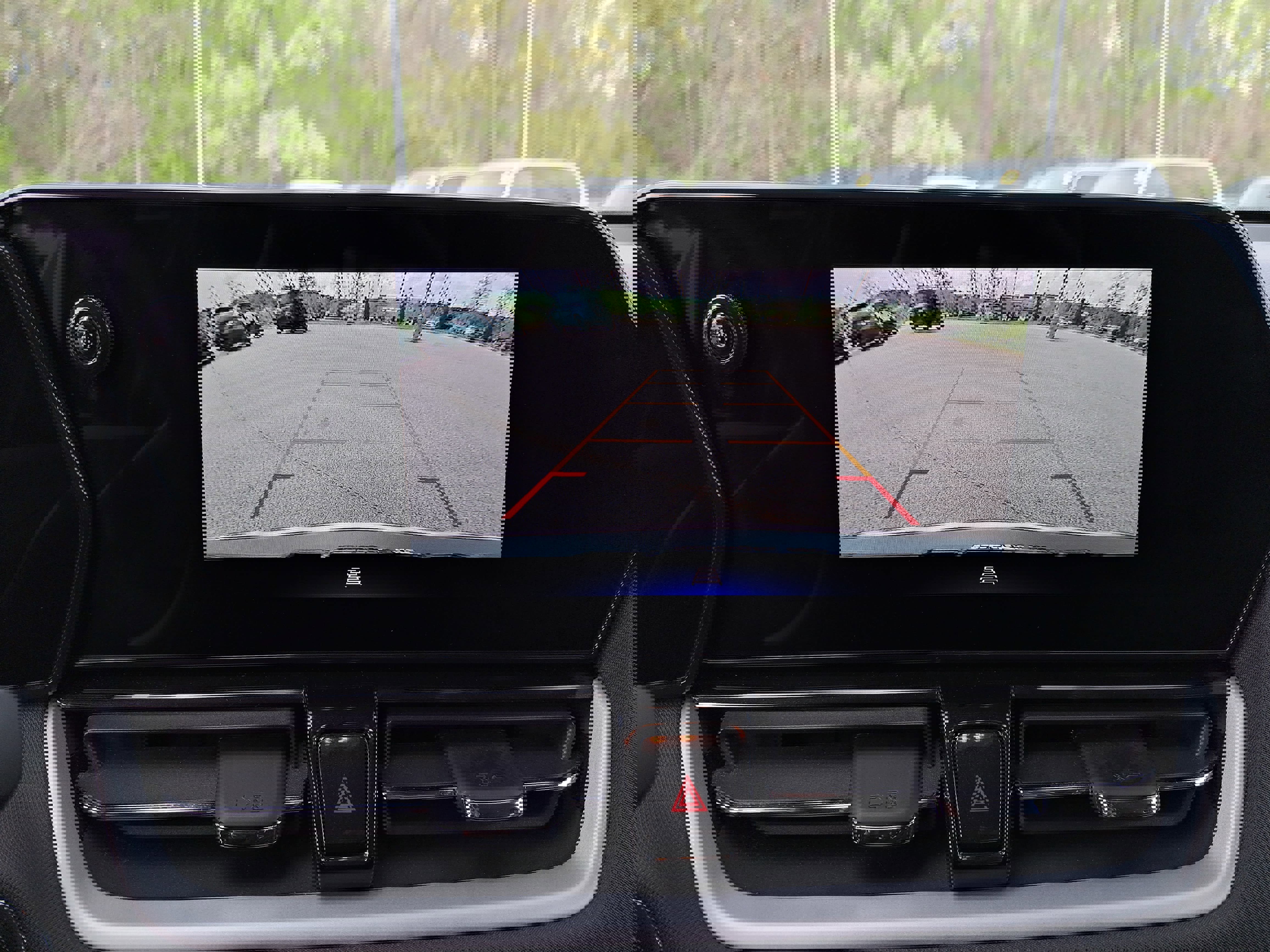 Used 2024 Chevrolet TrailBlazer LT w/ Driver Confidence Package image 23