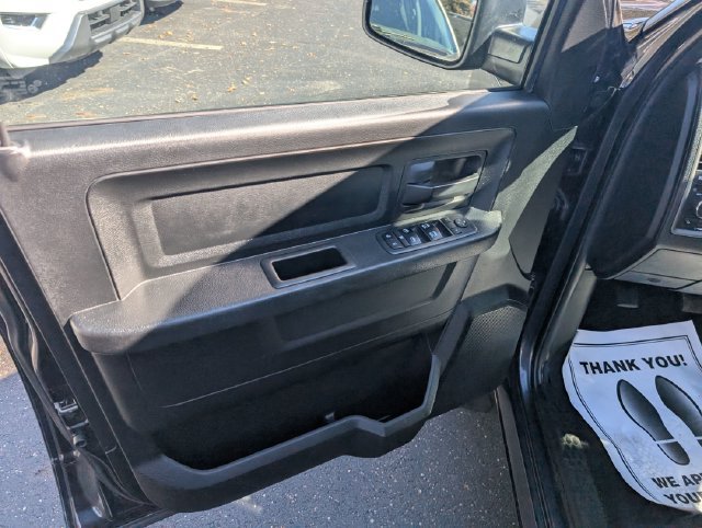 Used 2018 RAM 1500 Express AWD/4WD image 12