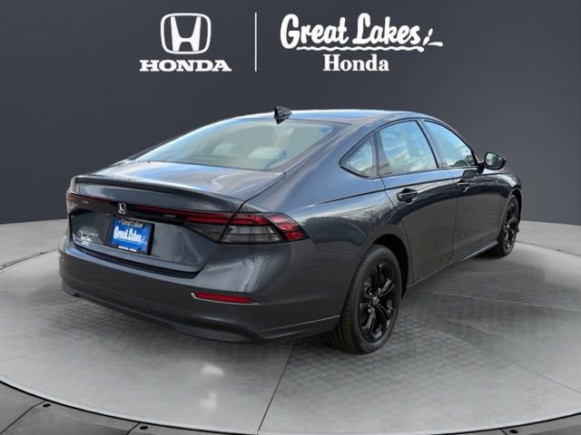 Used 2025 Honda Accord SE image 8