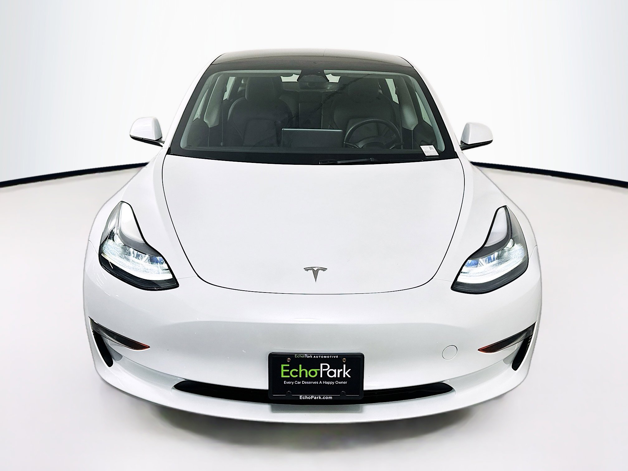 Used 2023 Tesla Model 3 Standard Range image 2