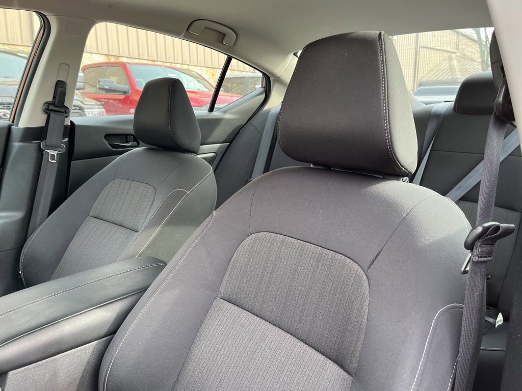 Used 2024 Nissan Altima 2.5 SV FWD image 19