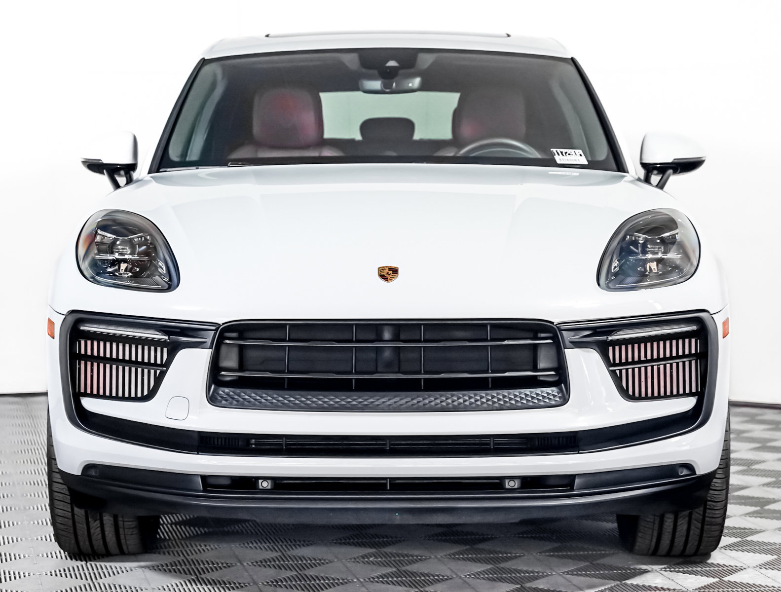 Certified 2022 Porsche Macan S w/ Premium Package Plus image 7