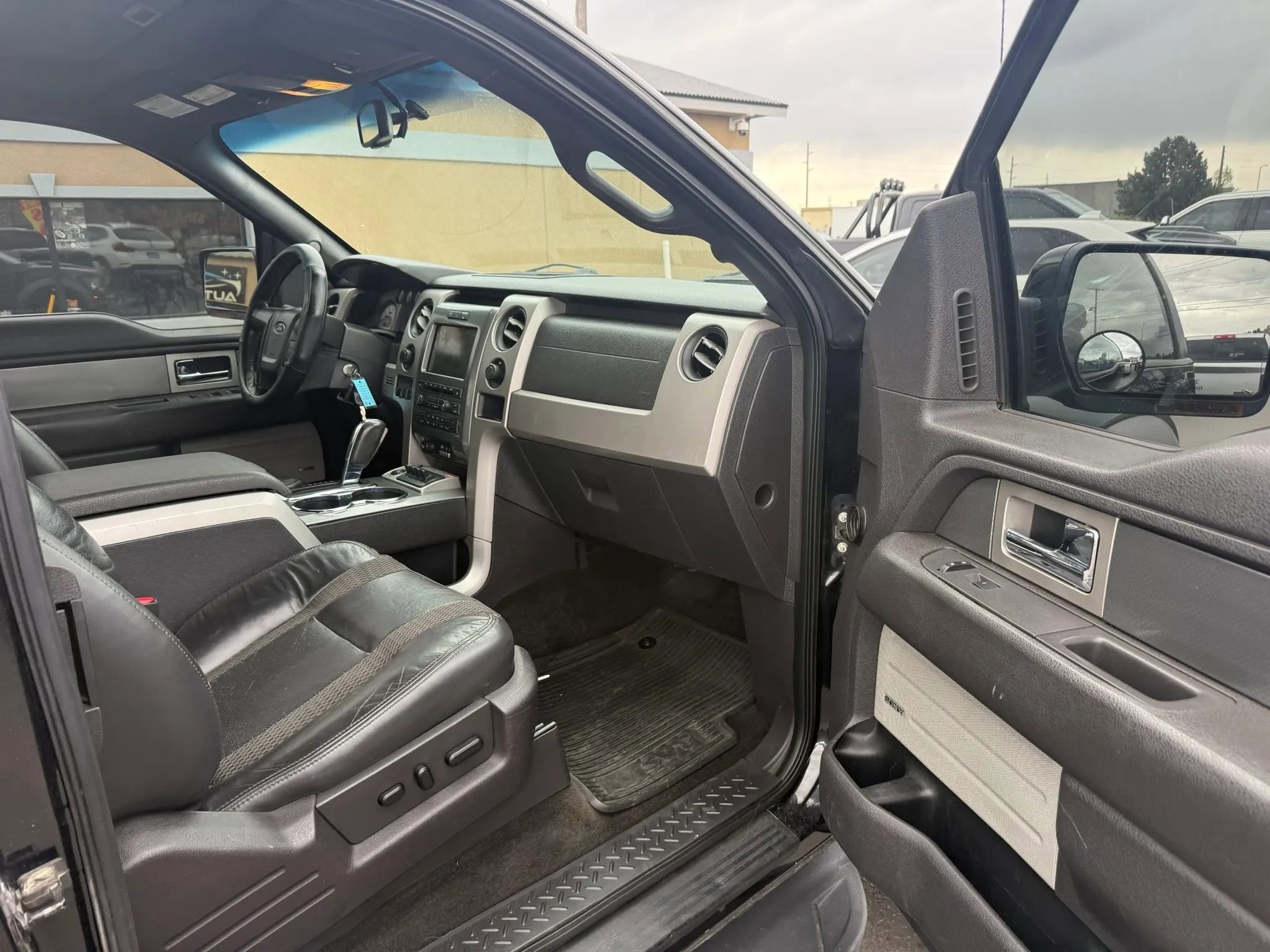 Used 2010 Ford F150 Raptor AWD/4WD image 14