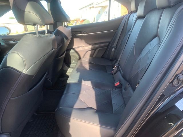 Used 2019 Toyota Camry XLE w/ Navigation Package FWD image 22