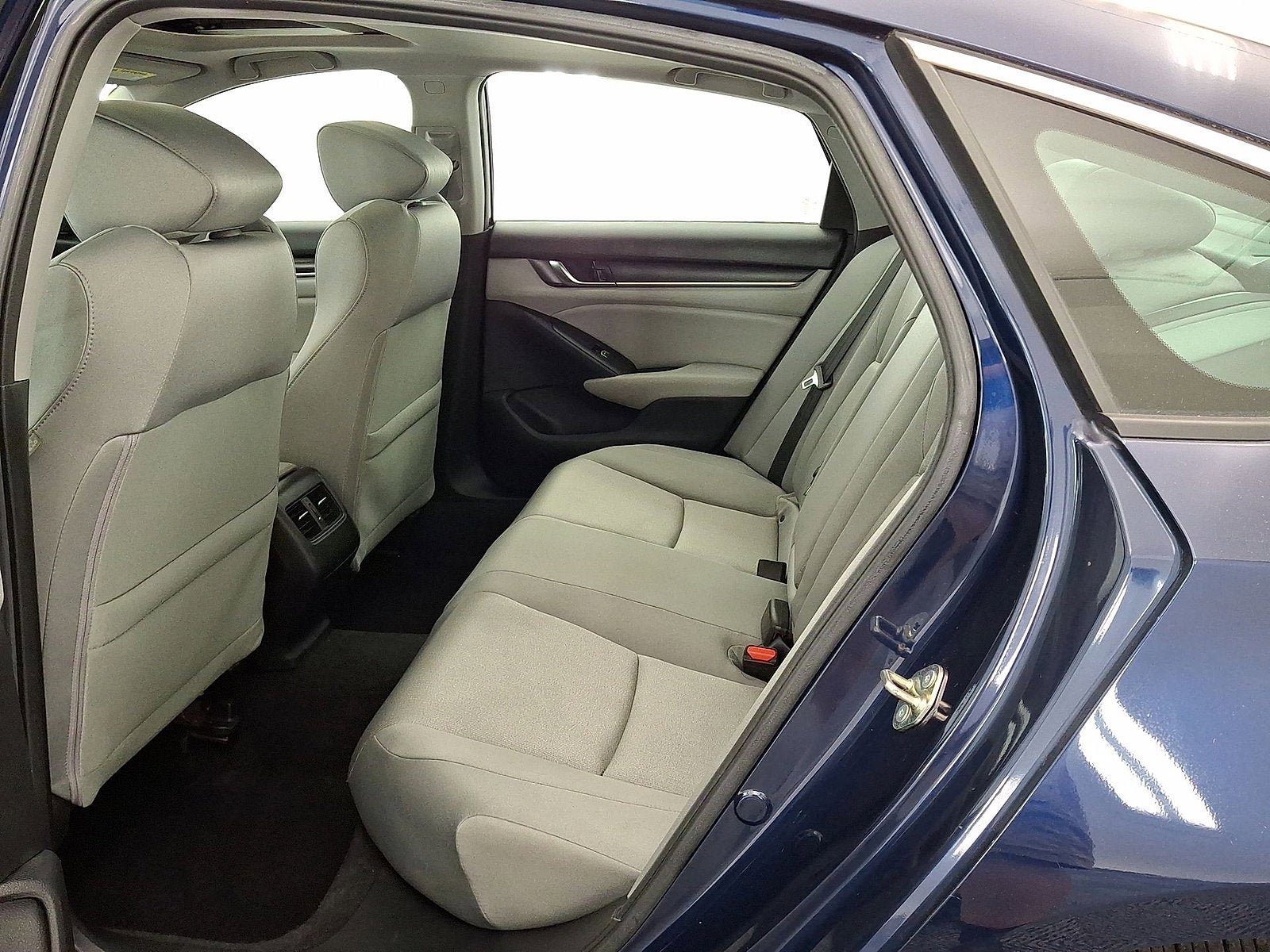 Used 2020 Honda Accord EX image 20