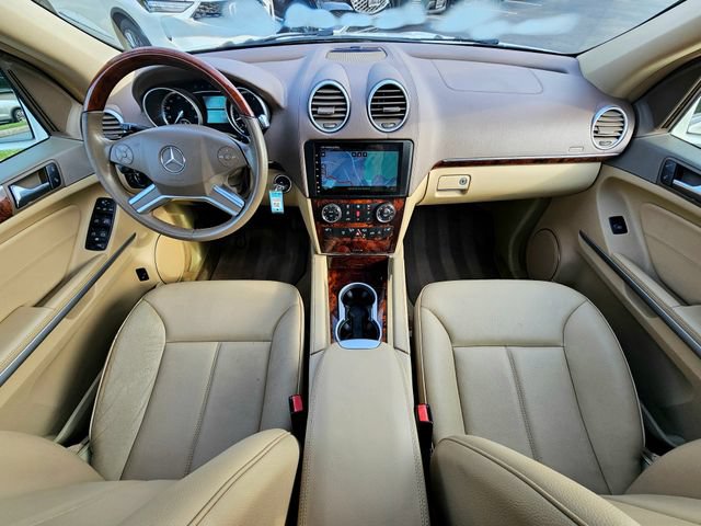 Used 2010 Mercedes-Benz GL 450 4MATIC image 29