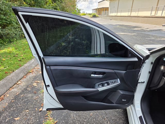 Used 2024 Nissan Sentra SR w/ SR Premium Package FWD image 12