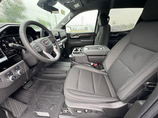 New 2025 GMC Sierra 1500 Elevation image 15