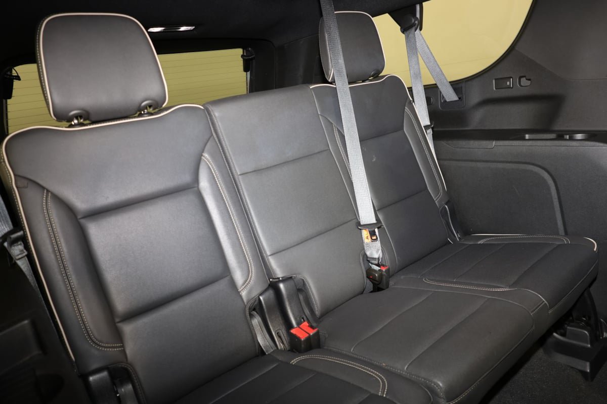 Used 2023 GMC Yukon XL SLT AWD/4WD image 44