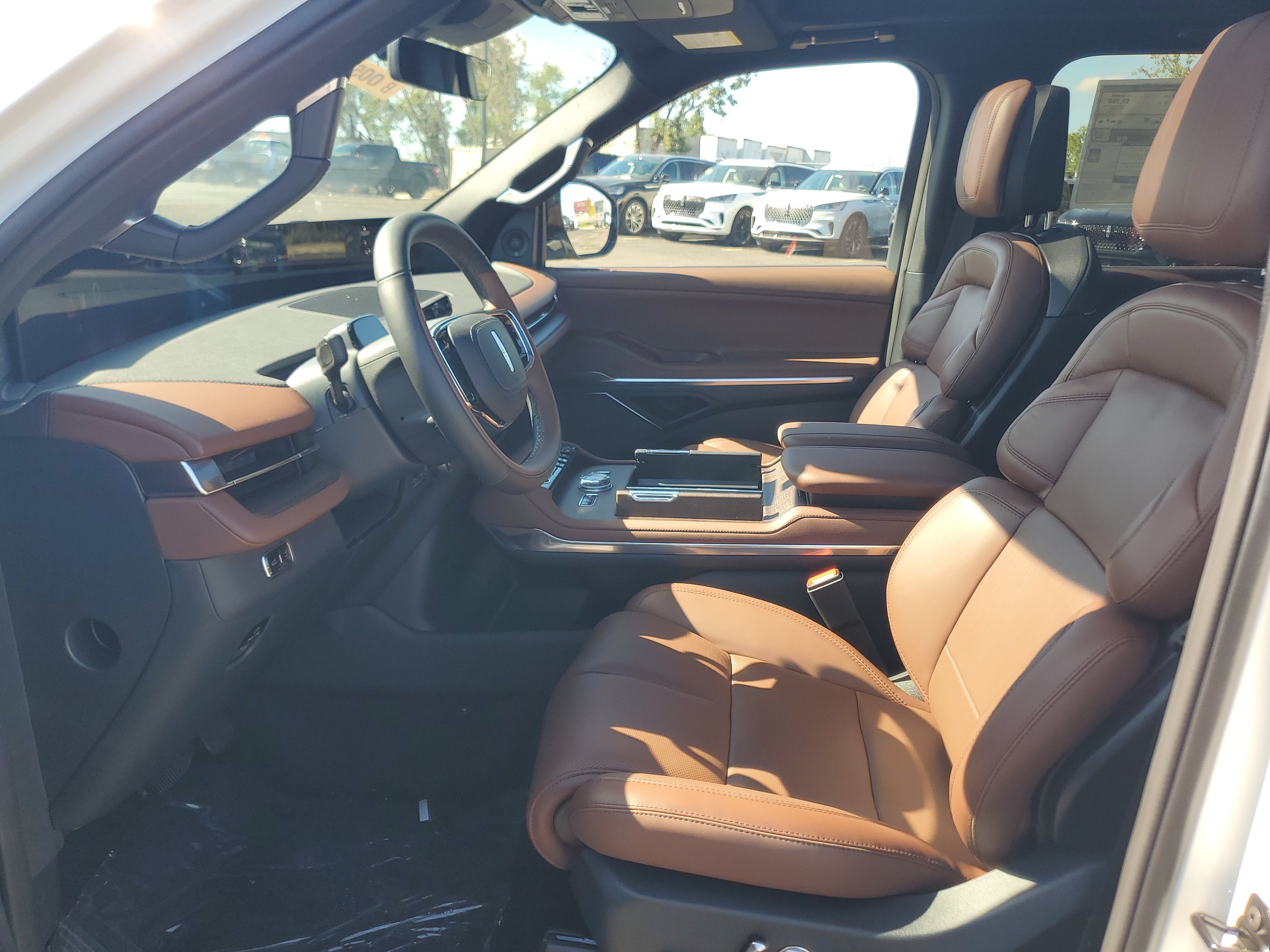 New 2027 Lincoln Navigator L Reserve AWD/4WD image 12