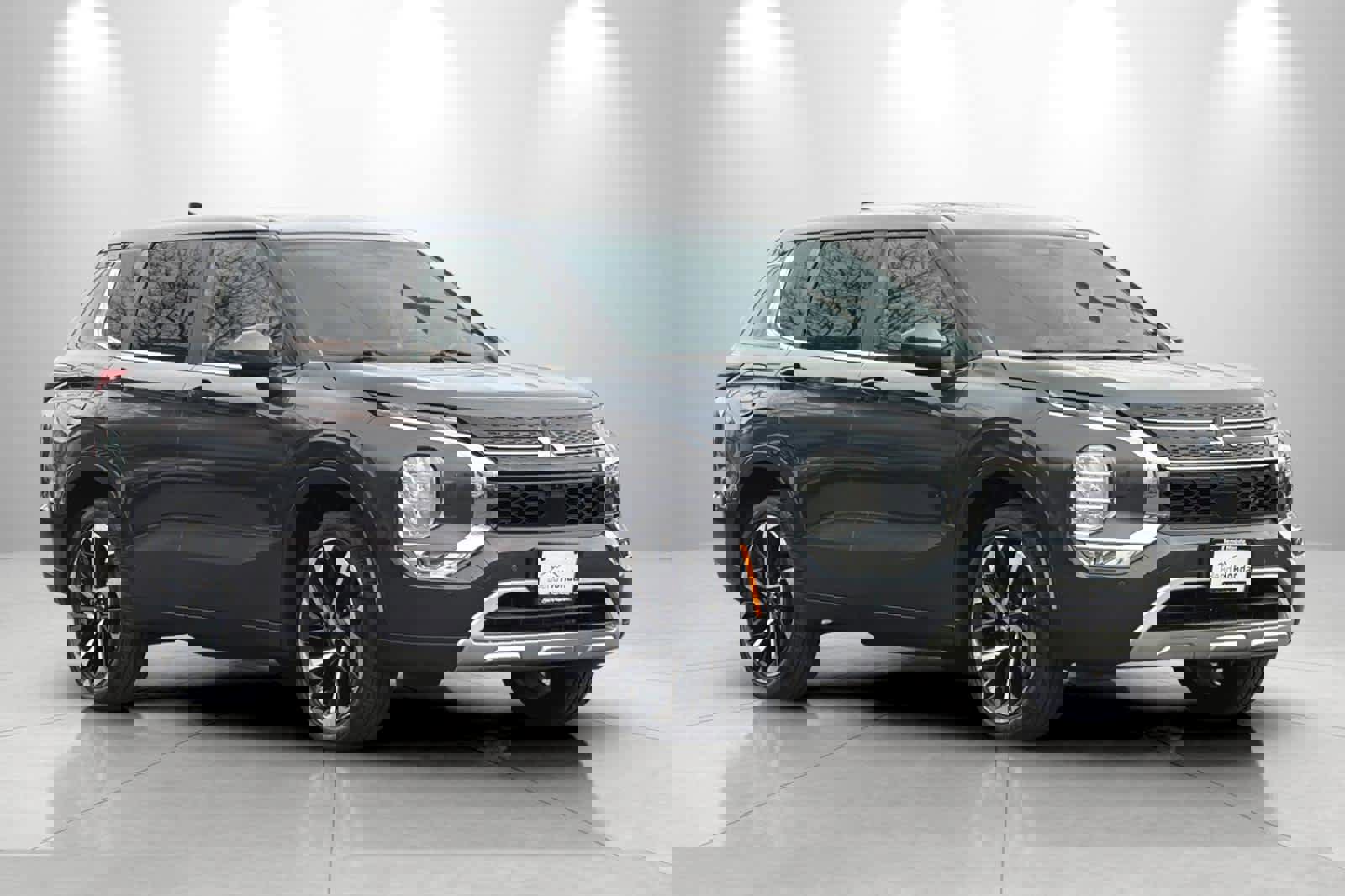 Used 2024 Mitsubishi Outlander SE image 9