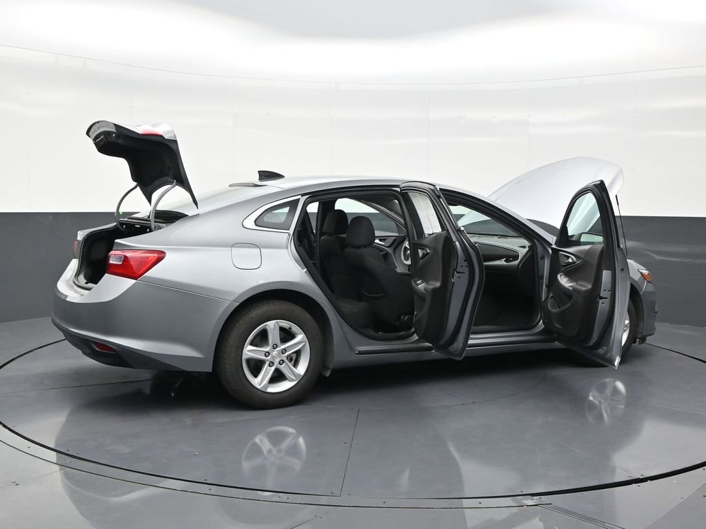 Used 2023 Chevrolet Malibu LS FWD image 28