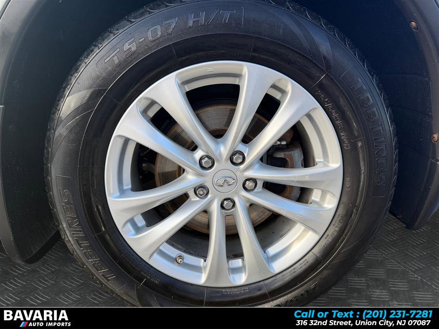 Used 2013 INFINITI FX37 AWD w/ Premium Pkg image 9
