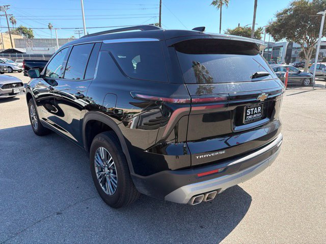 Used 2026 Chevrolet Traverse LT FWD image 5