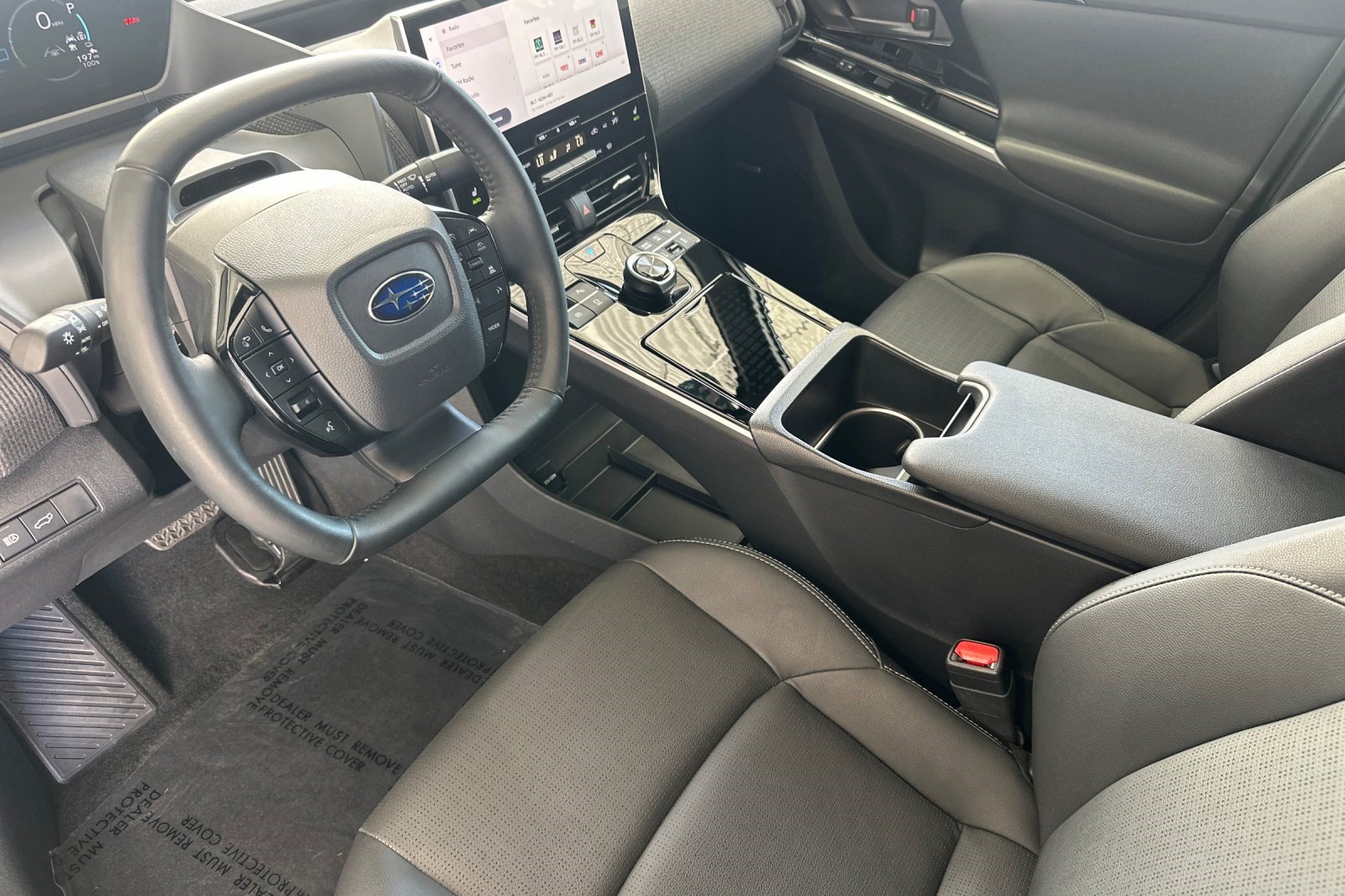 Used 2024 Subaru Solterra AWD/4WD image 11