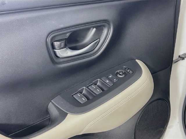 Used 2024 Honda HR-V LX image 19