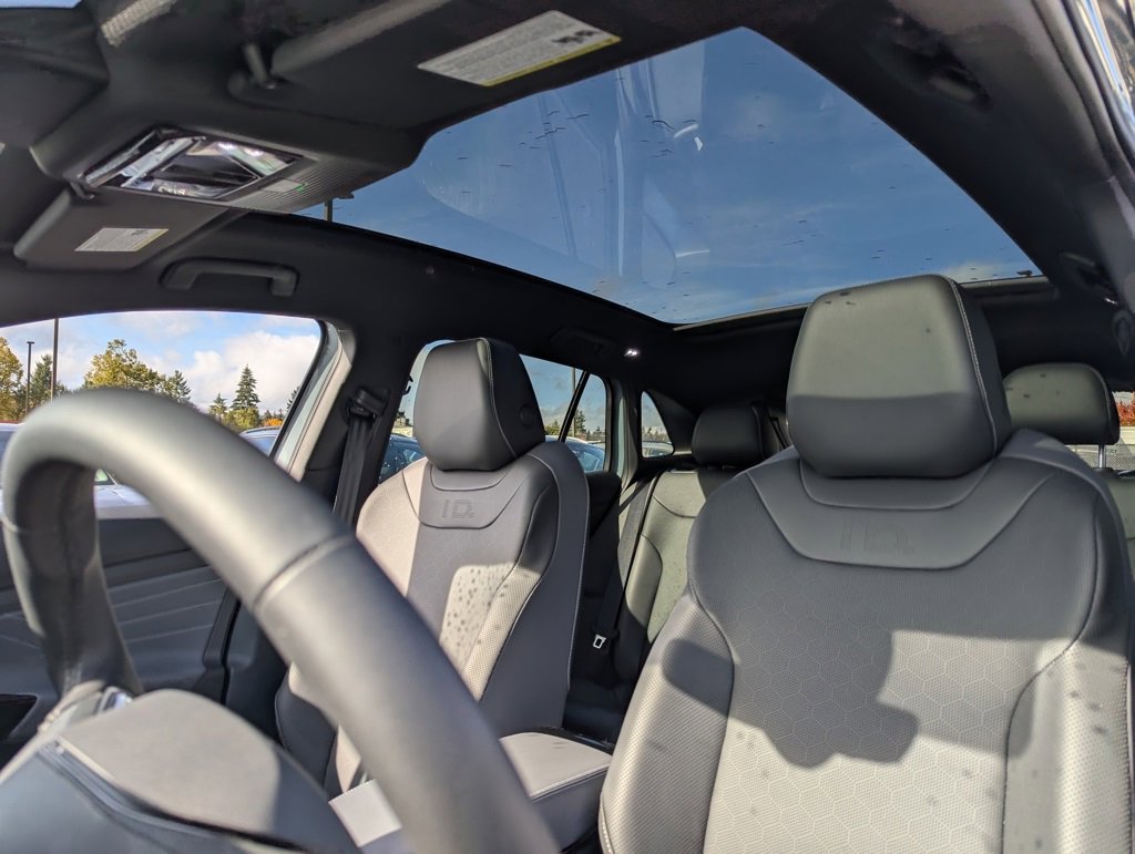 New 2025 Volkswagen ID.4 Pro S Plus image 22
