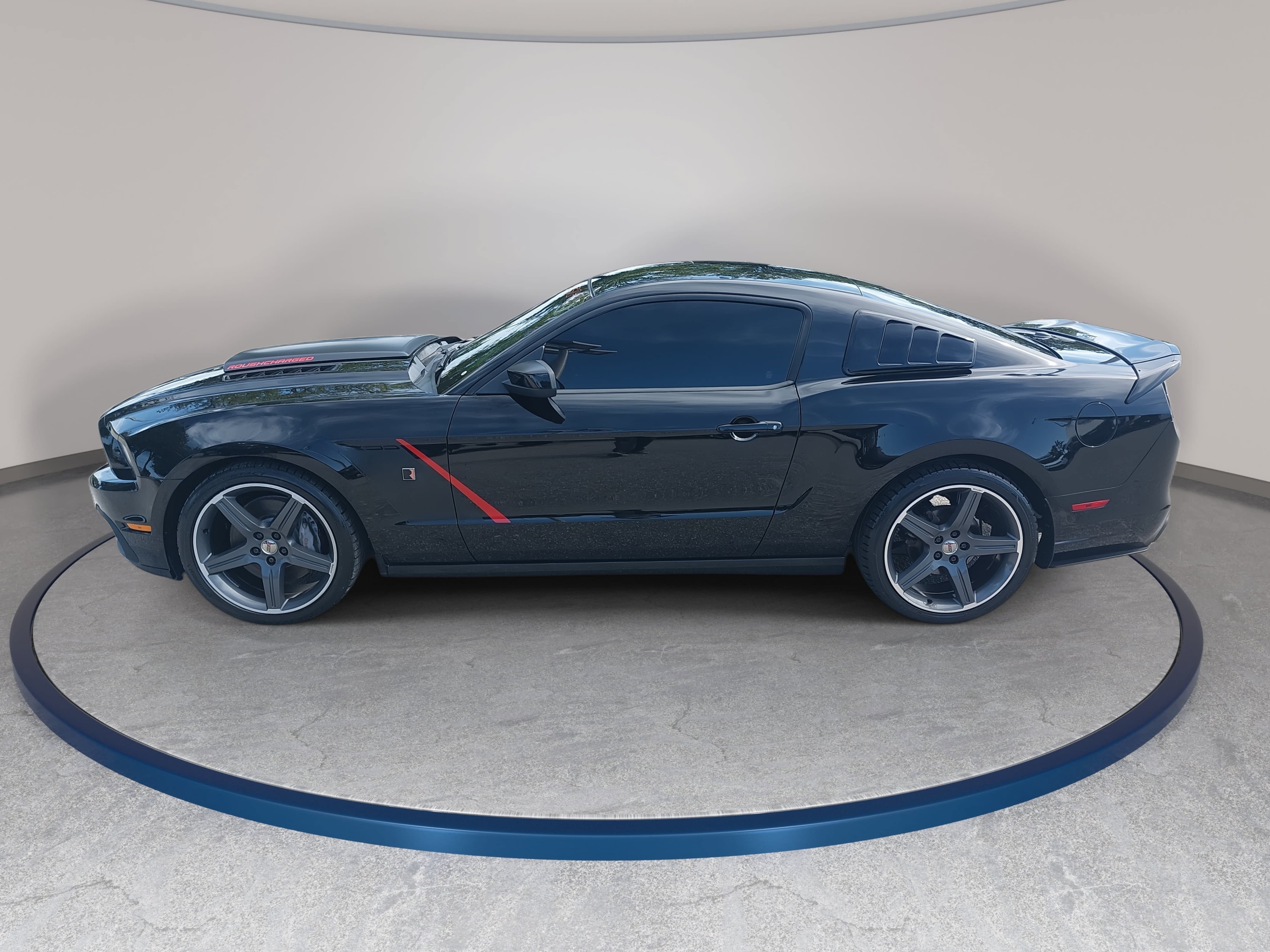 Used 2014 Ford Mustang GT Premium w/ GT Track Package RWD image 8